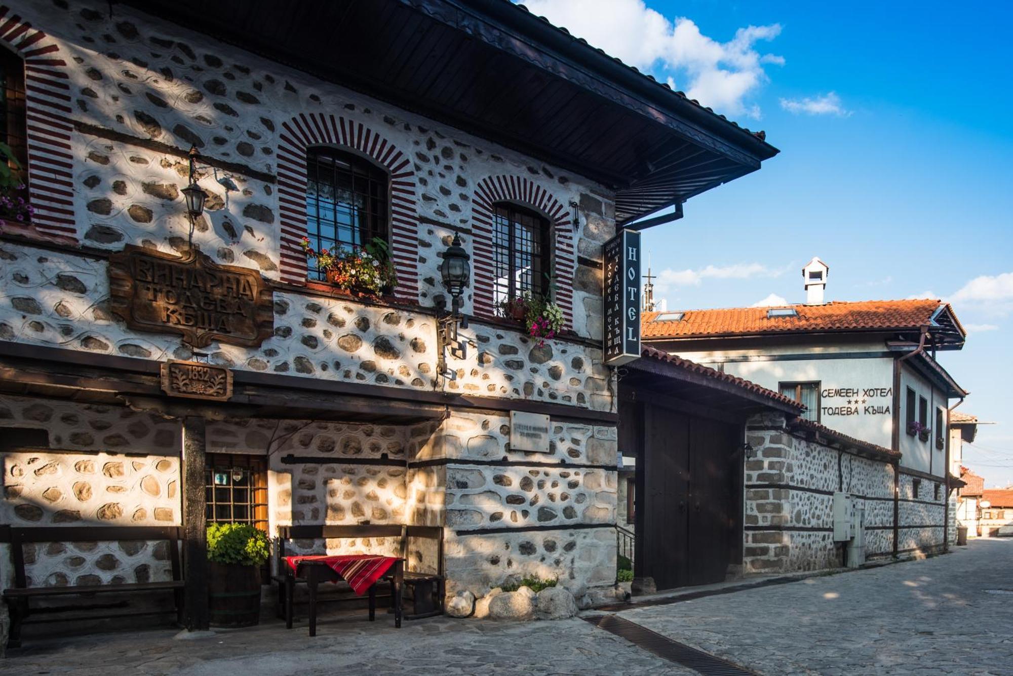 Todeva House Hotel And Tavern Банско Экстерьер фото